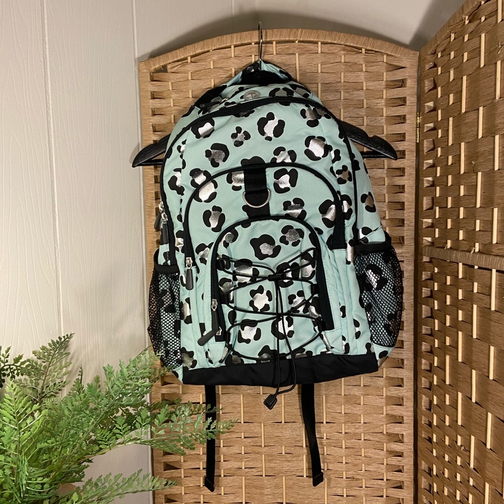 Backpack 🐆